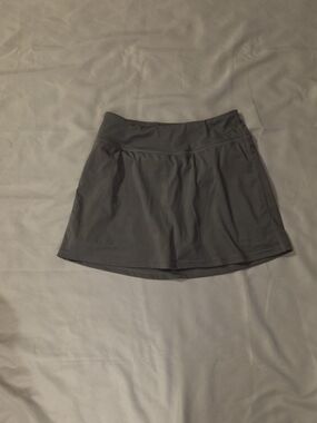 Body Glove Women’s Skort in Charcoal Gray